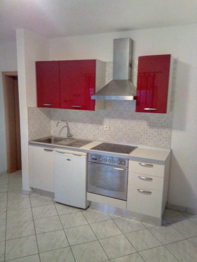 Apartment Melani Pula Buitenkant foto
